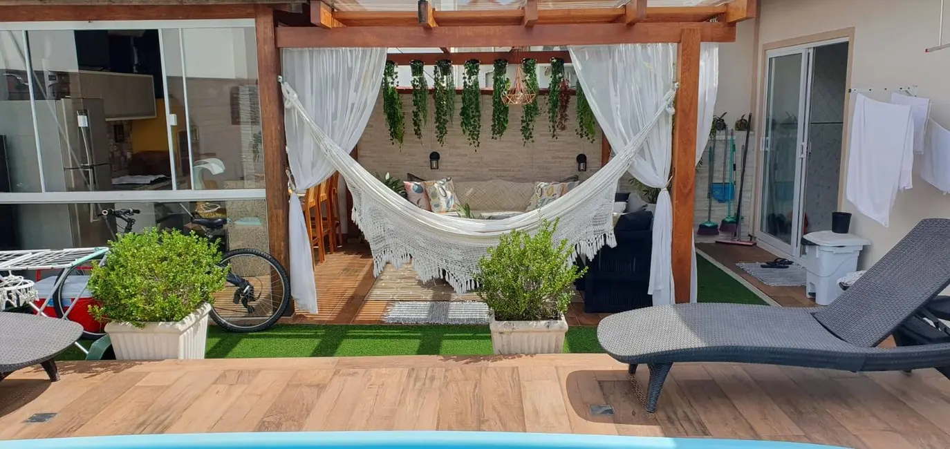 Casa com 2 quartos à venda, 95m2 em Madri, Palhoca - SC - imagem 1 Foto 1 de Casa com 2 quartos à venda, 95m2 em Madri, Palhoca - SC