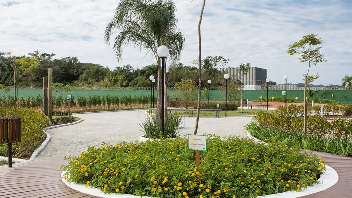 Foto 2 de Terreno / Lote à venda, 360m2 em Forquilhas, Sao Jose - SC