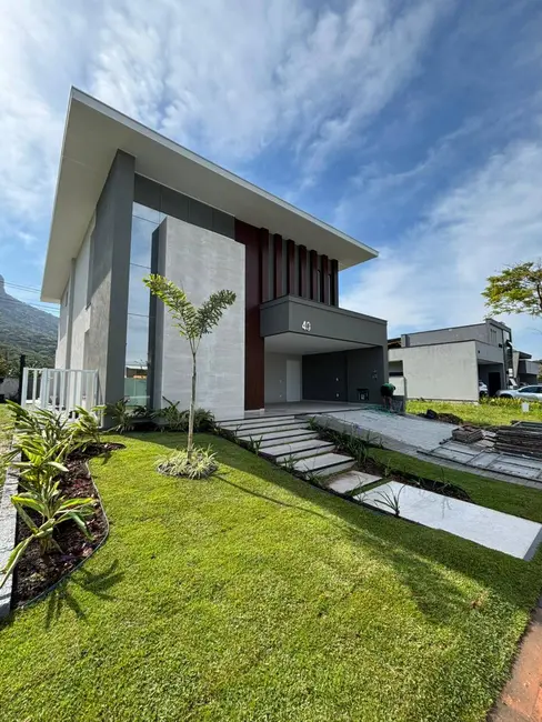 Foto 1 de Casa com 4 quartos à venda, 320m2 em Pedra Branca, Palhoca - SC