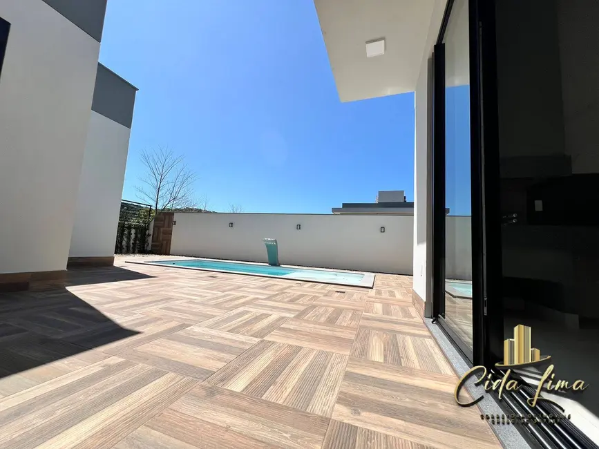 Foto 5 de Casa com 3 quartos à venda, 175m2 em Pedra Branca, Palhoca - SC