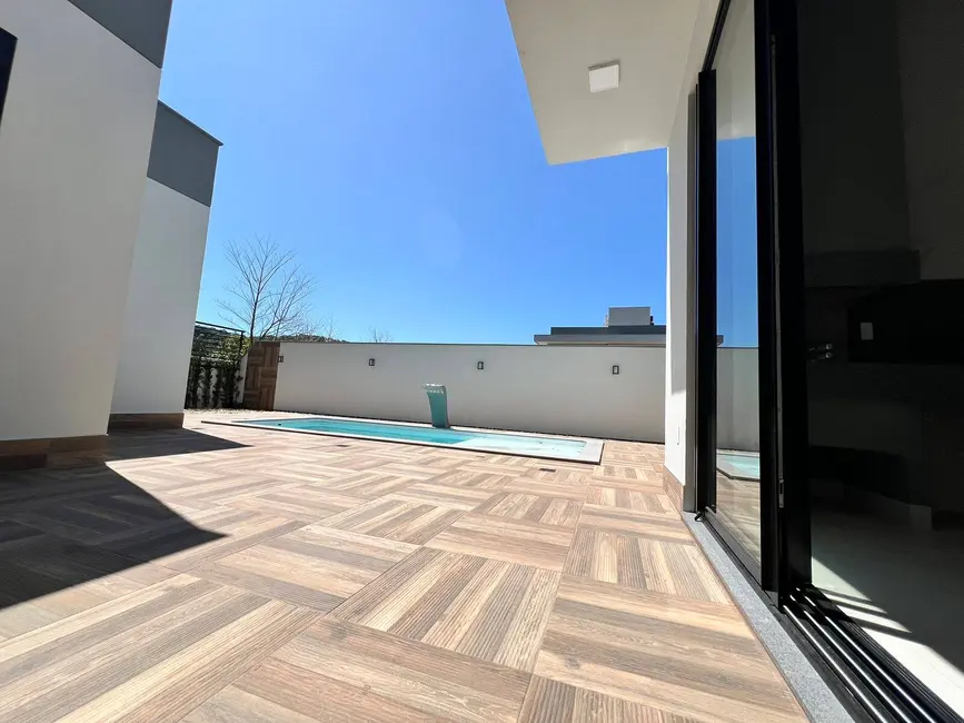 Casa com 3 quartos à venda, 175m2 em Pedra Branca, Palhoca - SC - imagem 5 Foto 5 de Casa com 3 quartos à venda, 175m2 em Pedra Branca, Palhoca - SC