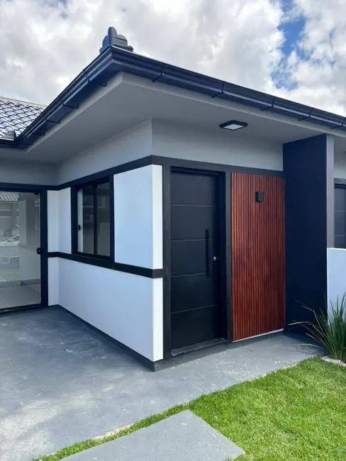 Foto 2 de Casa com 2 quartos à venda, 48m2 em Forquilhas, Sao Jose - SC