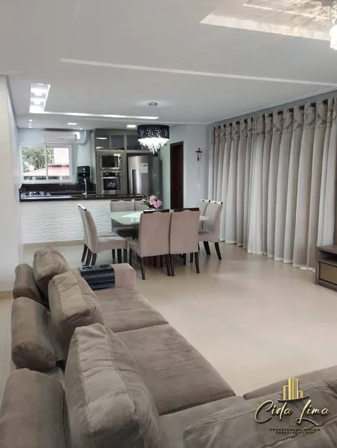 Foto 5 de Casa à venda em Governador Celso Ramos - SC