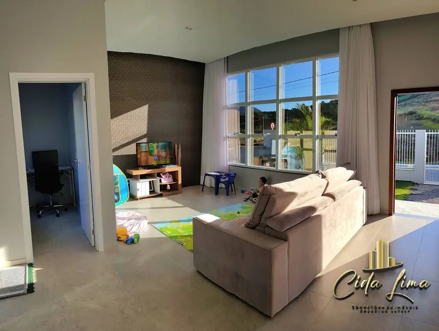 Foto 4 de Casa com 3 quartos à venda, 179m2 em Forquilhas, Sao Jose - SC