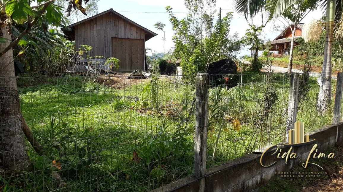 Chácara com 2 quartos à venda, 2000m2 em Fundos, Biguacu - SC - imagem 4 Foto 4 de Chácara com 2 quartos à venda, 2000m2 em Fundos, Biguacu - SC