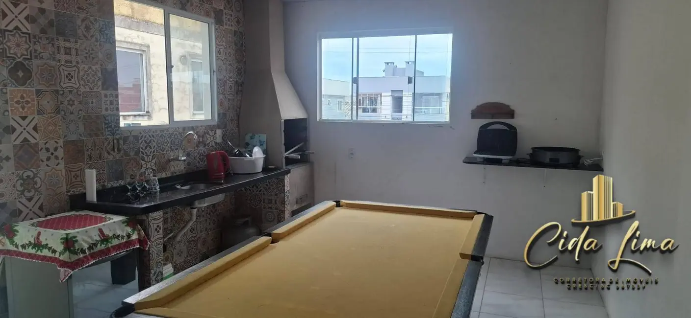 Casa com 2 quartos para alugar, 200m2 em Florianopolis - SC - imagem 8 Foto 8 de Casa com 2 quartos para alugar, 200m2 em Florianopolis - SC