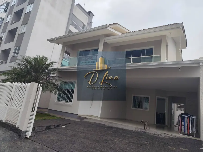 Foto 1 de Casa com 3 quartos à venda, 196m2 em Pagani, Palhoca - SC