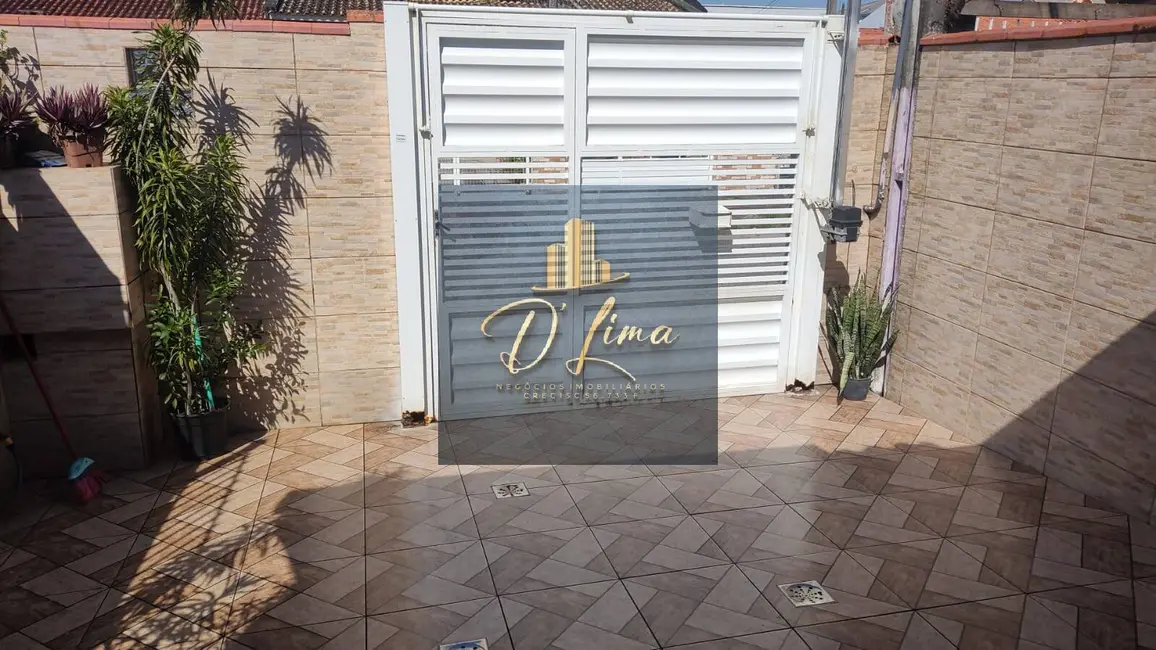 Foto 1 de Casa com 2 quartos à venda, 60m2 em Forquilhas, Sao Jose - SC