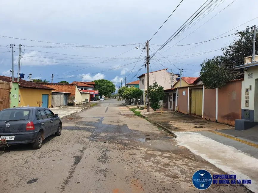 Foto 2 de Sobrado com 3 quartos à venda, 360m2 em Jardim dos Buritis, Aparecida De Goiania - GO