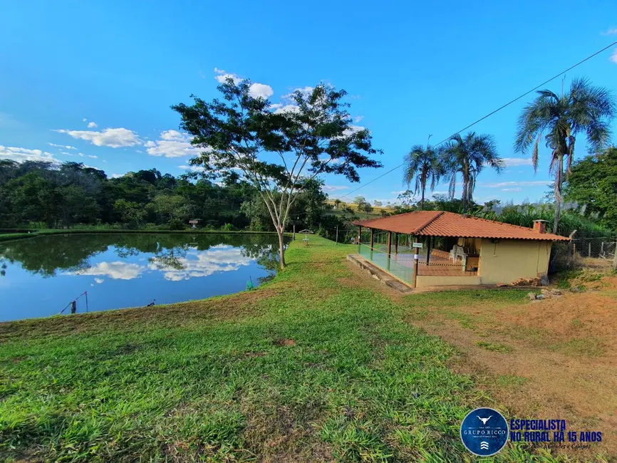 Foto 1 de Terreno / Lote à venda, 1500m2 em Trindade - GO