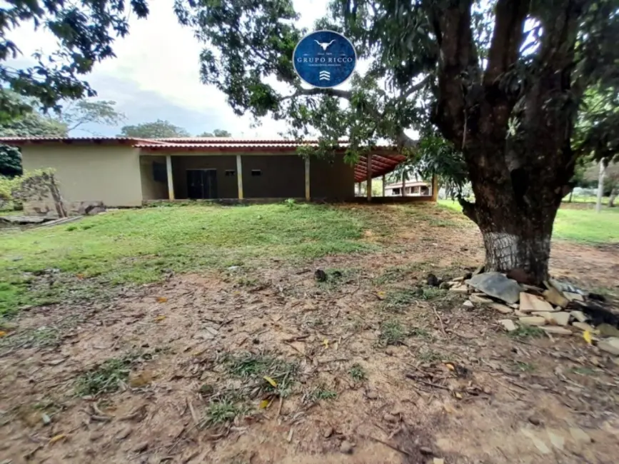 Foto 5 de Fazenda / Haras com 5 quartos à venda, 90m2 em Vila Propicio - GO