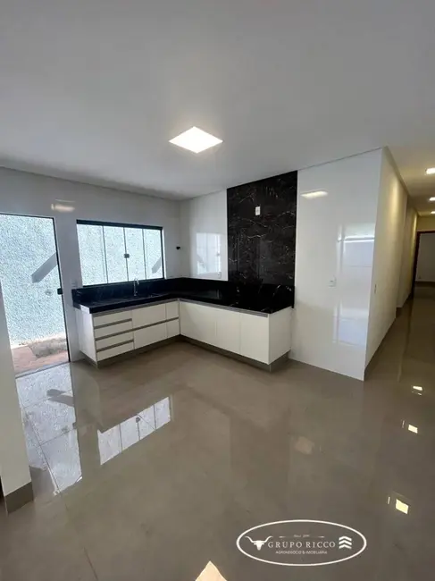 Foto 2 de Casa com 3 quartos à venda, 124m2 em Garavelo Residencial Park, Aparecida De Goiania - GO