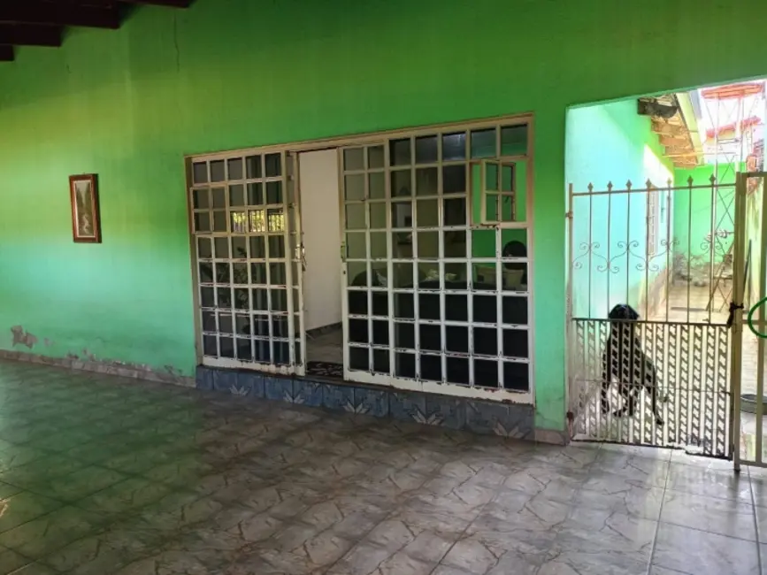 Foto 3 de Casa com 3 quartos à venda, 200m2 em Residencial Goiânia Viva, Goiania - GO