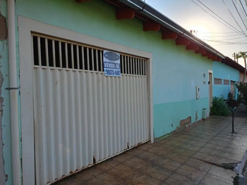 Foto 1 de Casa com 3 quartos à venda, 200m2 em Residencial Goiânia Viva, Goiania - GO