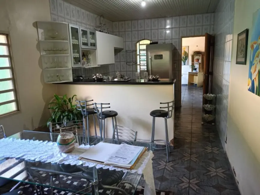 Foto 6 de Casa com 3 quartos à venda, 200m2 em Residencial Goiânia Viva, Goiania - GO