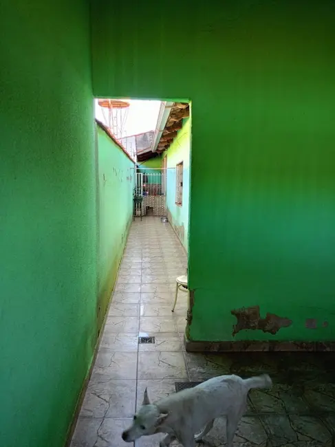 Foto 4 de Casa com 3 quartos à venda, 200m2 em Residencial Goiânia Viva, Goiania - GO