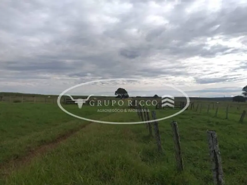 Foto 1 de Fazenda / Haras à venda, 2808m2 em Mineiros - GO