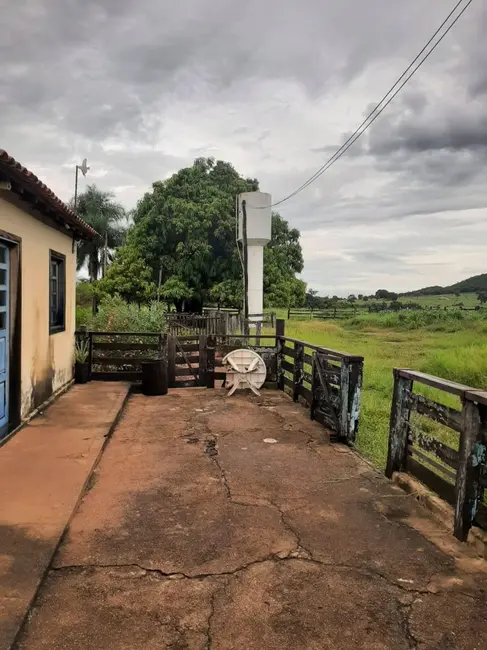 Foto 4 de Fazenda / Haras com 6 quartos à venda, 34m2 em Montes Claros De Goias - GO