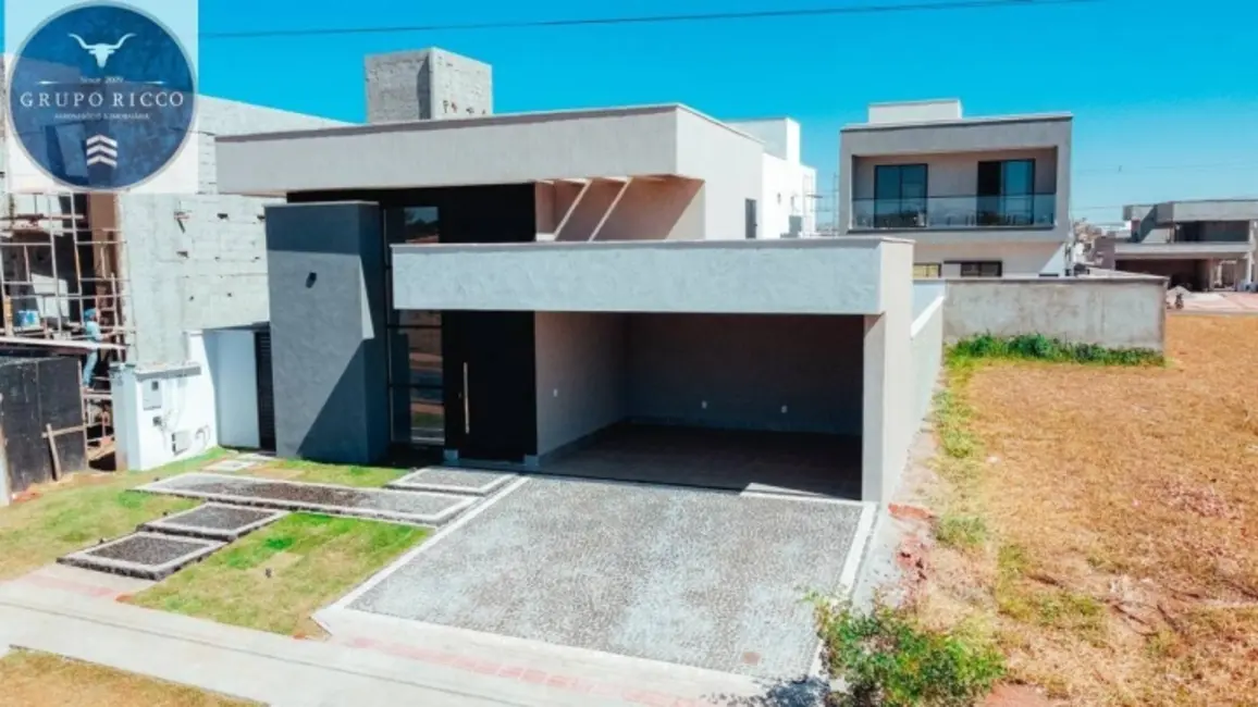 Foto 1 de Casa com 3 quartos à venda, 322m2 em Jardim Cristal, Aparecida De Goiania - GO