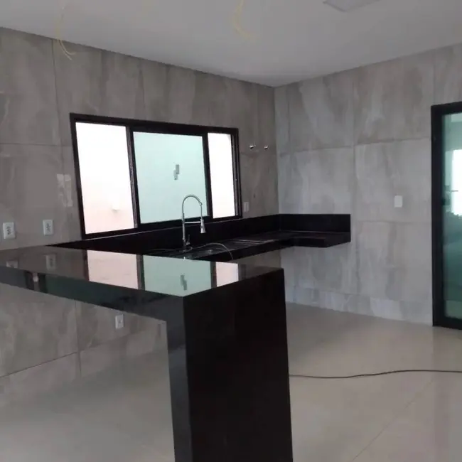 Casa de Condomínio com 3 quartos à venda, 360m2 em Setor Morada do Lago, Trindade - GO - imagem 3 Foto 3 de Casa de Condomínio com 3 quartos à venda, 360m2 em Setor Morada do Lago, Trindade - GO