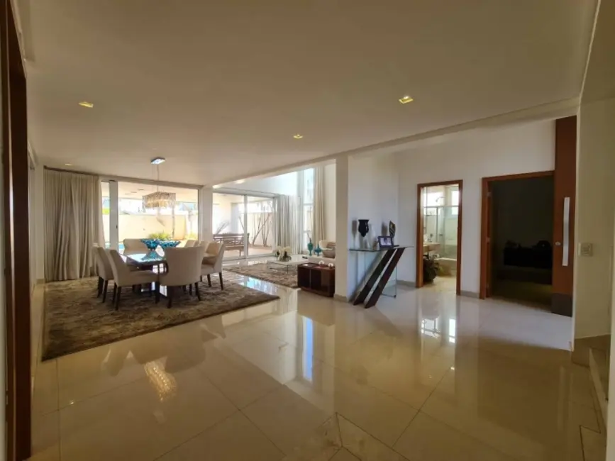 Foto 6 de Casa de Condomínio com 5 quartos à venda, 532m2 em Alphaville Flamboyant Residencial Araguaia, Goiania - GO