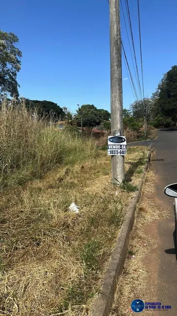 Foto 4 de Terreno / Lote à venda, 700m2 em Jardim Petrópolis, Goiania - GO