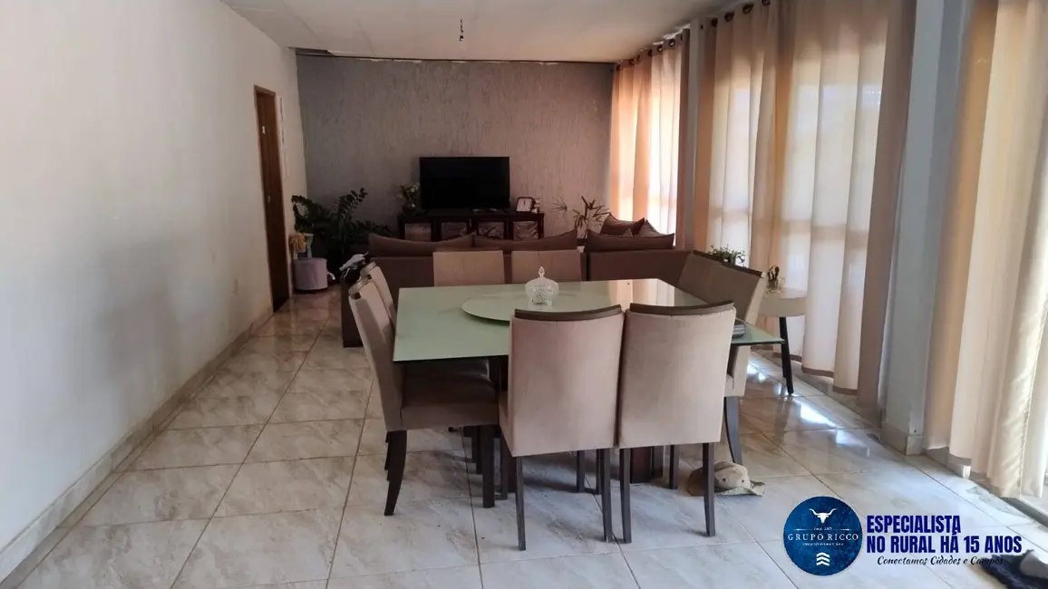 Foto 2 de Chácara à venda, 2100m2 em Bela Vista De Goias - GO