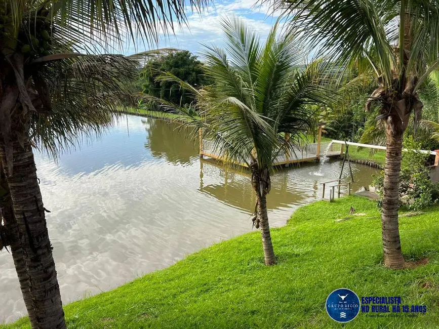 Foto 21 de Chácara à venda em Hidrolandia - GO