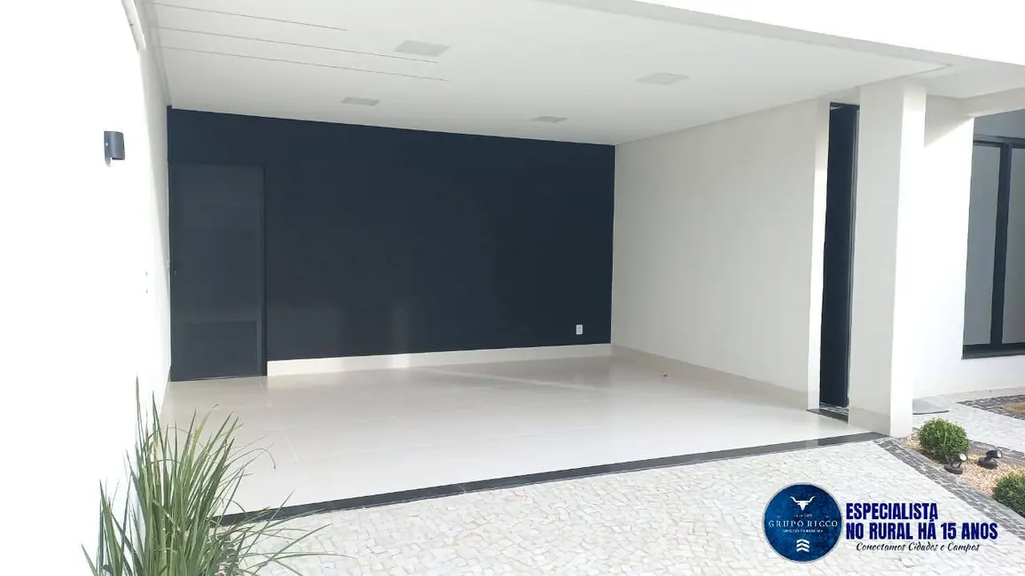Foto 2 de Casa com 3 quartos à venda, 189m2 em Jardim Mirabel, Goiania - GO