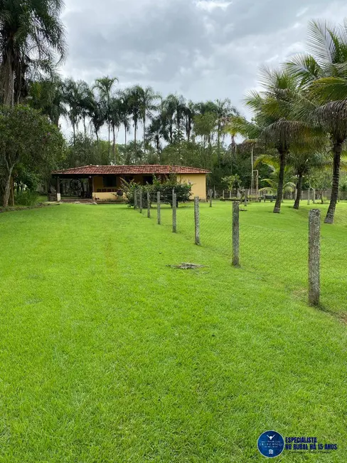 Foto 2 de Chácara à venda em Goianira - GO