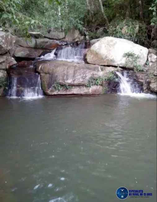 Foto 3 de Chácara com 4 quartos à venda em Itapuranga - GO