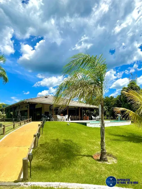 Foto 5 de Fazenda / Haras com 4 quartos à venda, 660m2 em Minacu - GO