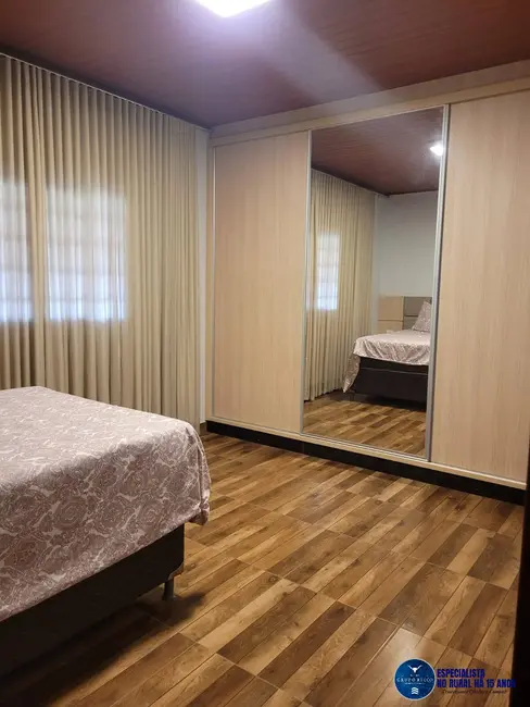 Foto 7 de Chácara com 4 quartos à venda em Petrolina De Goias - GO