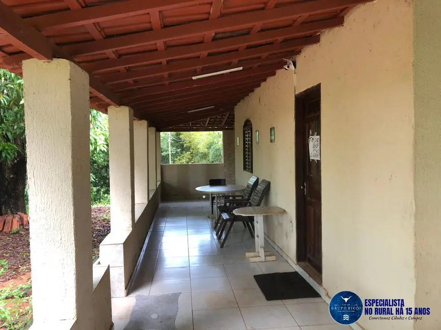 Chácara com 4 quartos à venda em Santa Barbara De Goias - GO - imagem 7 Foto 7 de Chácara com 4 quartos à venda em Santa Barbara De Goias - GO