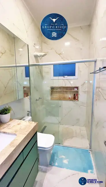 Foto 9 de Chácara à venda, 2269m2 em Hidrolandia - GO