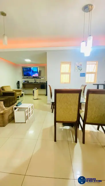 Foto 6 de Casa com 3 quartos à venda, 360m2 em Goiânia 2, Goiania - GO