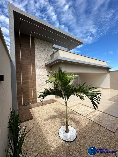 Foto 1 de Casa com 3 quartos à venda, 360m2 em Setor Cristina II, Trindade - GO