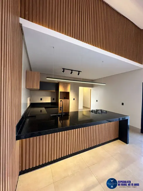 Foto 5 de Casa com 3 quartos à venda, 360m2 em Setor Cristina II, Trindade - GO