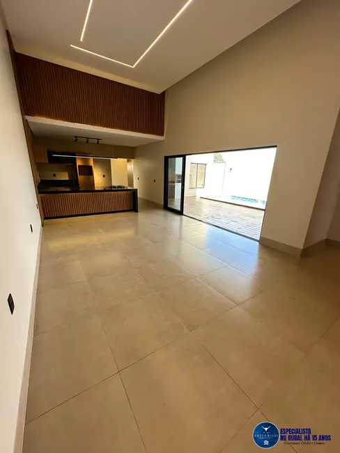 Foto 4 de Casa com 3 quartos à venda, 360m2 em Setor Cristina II, Trindade - GO