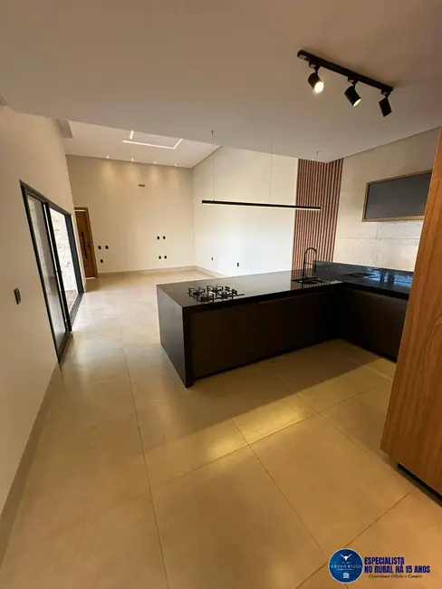 Foto 7 de Casa com 3 quartos à venda, 360m2 em Setor Cristina II, Trindade - GO