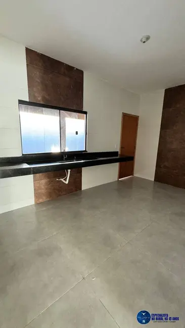 Casa com 3 quartos à venda, 150m2 em Setor Colonial Sul, Aparecida De Goiania - GO - imagem 3 Foto 3 de Casa com 3 quartos à venda, 150m2 em Setor Colonial Sul, Aparecida De Goiania - GO