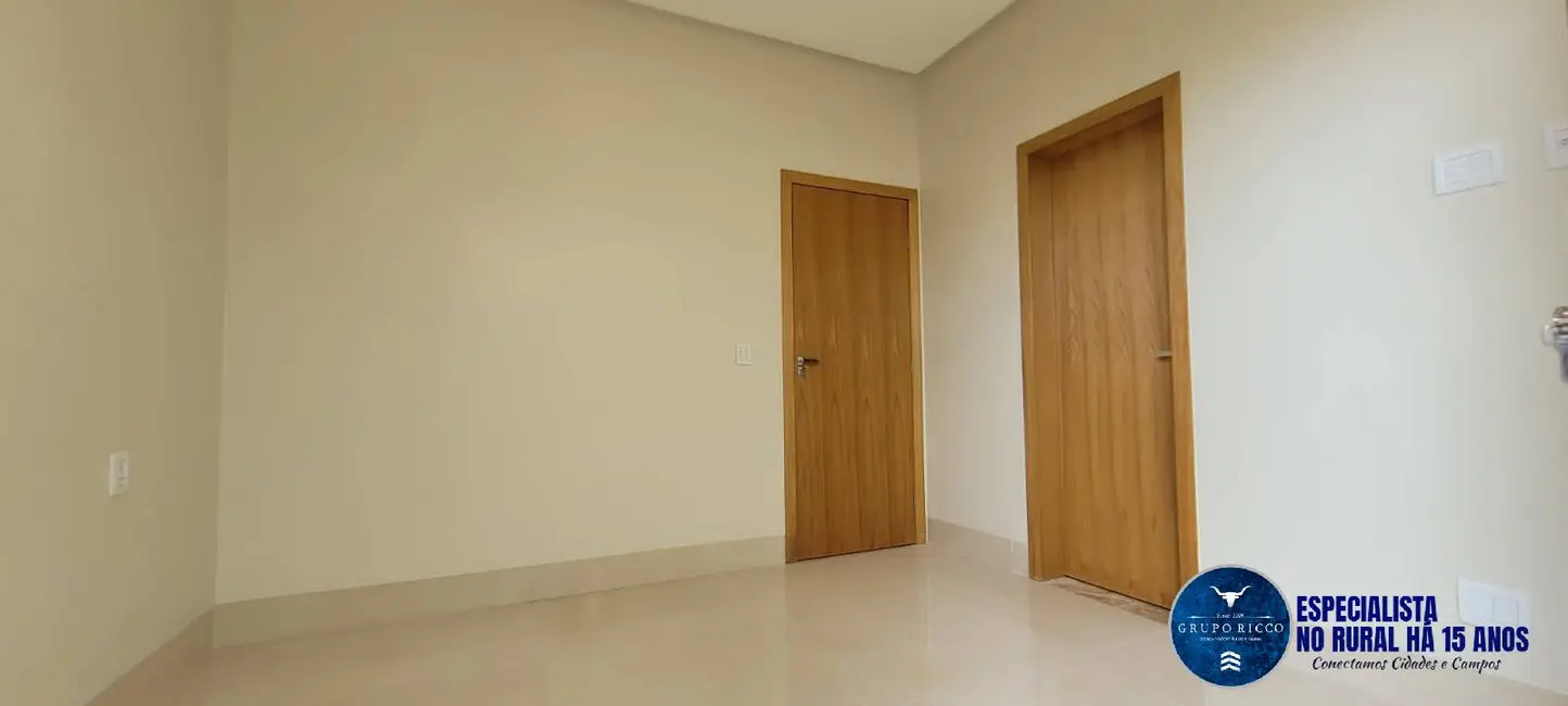 Foto 6 de Casa de Condomínio com 3 quartos à venda, 250m2 em Aparecida De Goiania - GO