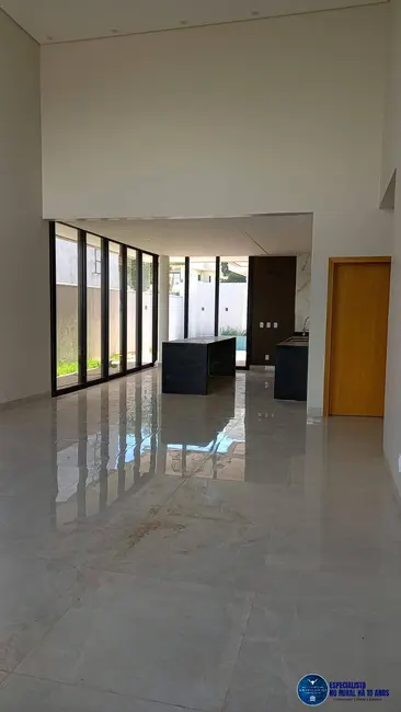 Foto 1 de Casa de Condomínio com 3 quartos à venda, 343m2 em Aparecida De Goiania - GO
