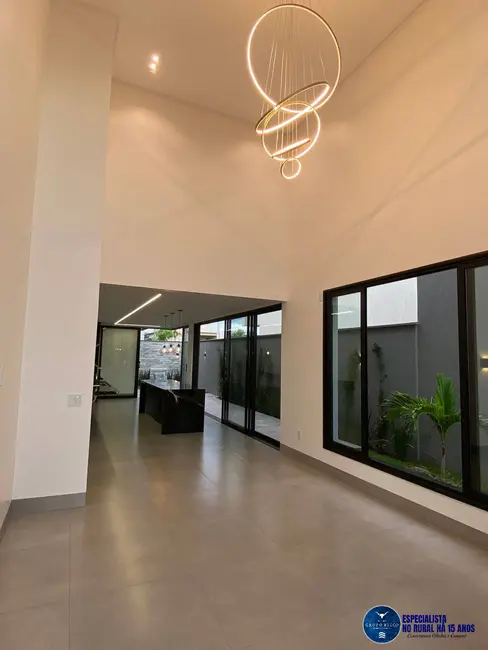 Foto 2 de Casa de Condomínio com 3 quartos à venda, 312m2 em Aparecida De Goiania - GO