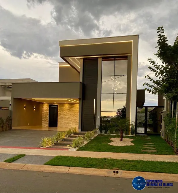 Foto 1 de Casa de Condomínio com 3 quartos à venda, 312m2 em Aparecida De Goiania - GO
