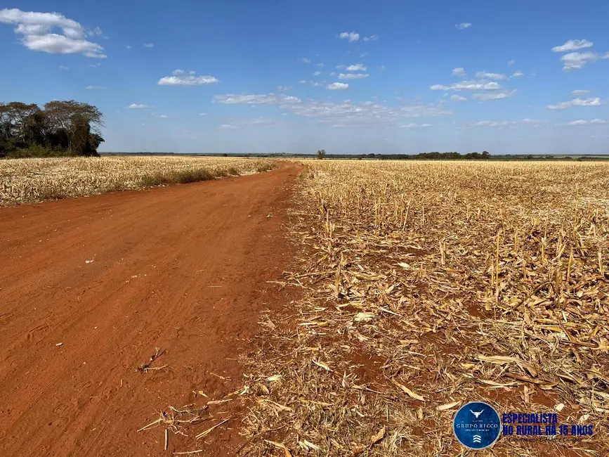 Foto 1 de Fazenda / Haras à venda, 52m2 em Santa Helena De Goias - GO