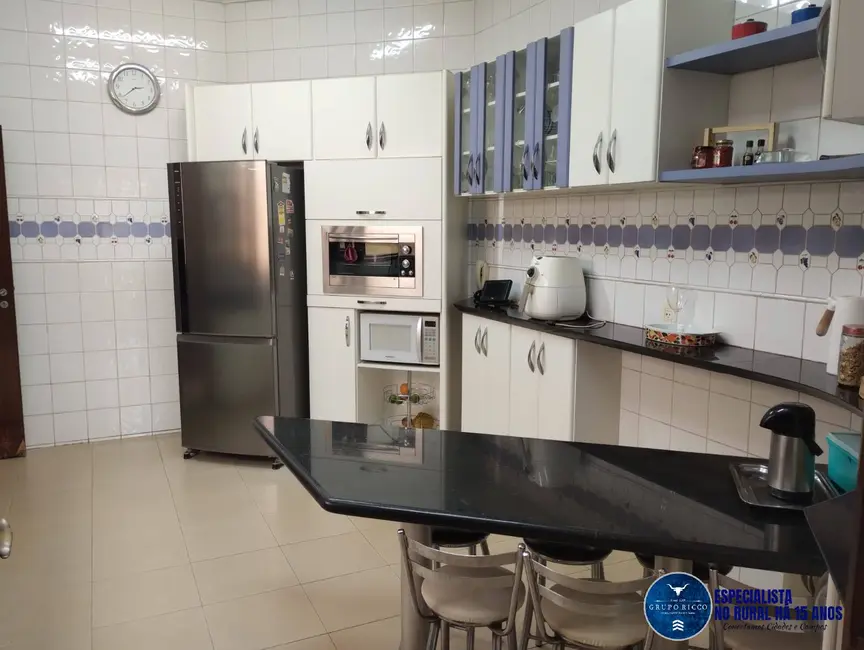 Foto 7 de Casa com 4 quartos à venda, 396m2 em Parque Anhanguera, Goiania - GO
