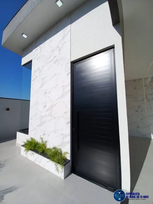 Casa com 3 quartos à venda, 300m2 em Caldas Novas - GO - imagem 2 Foto 2 de Casa com 3 quartos à venda, 300m2 em Caldas Novas - GO