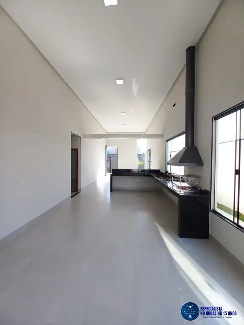 Casa com 3 quartos à venda, 300m2 em Caldas Novas - GO - imagem 3 Foto 3 de Casa com 3 quartos à venda, 300m2 em Caldas Novas - GO