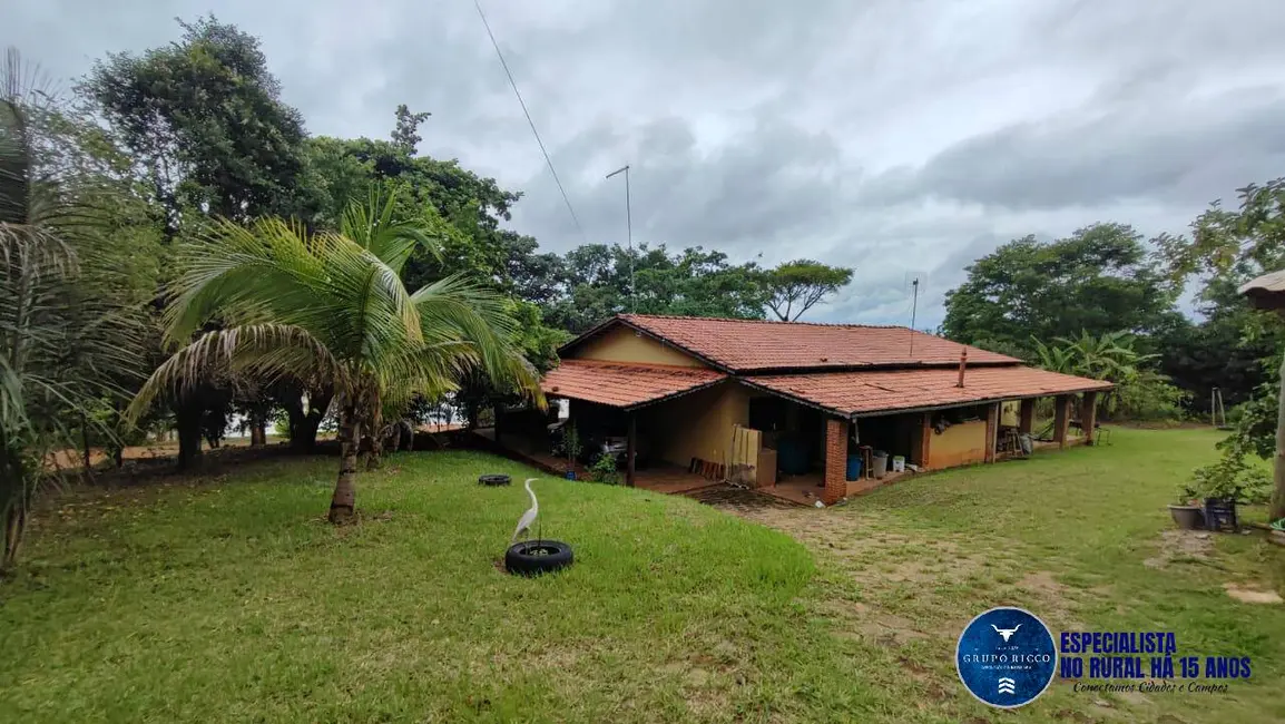 Foto 1 de Chácara com 4 quartos à venda, 2000m2 em Hidrolandia - GO
